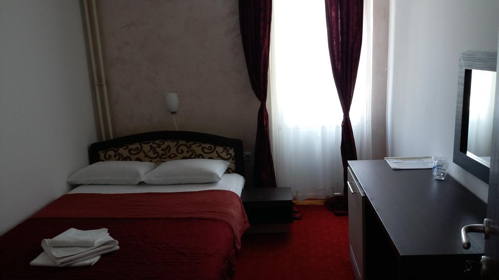 Gros Hotel - Leskovac Leskovac  Exteriér fotografie