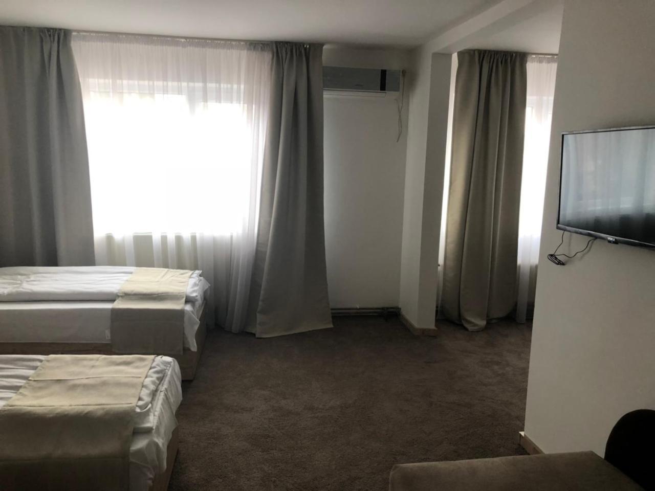 Gros Hotel - Leskovac Leskovac  Exteriér fotografie